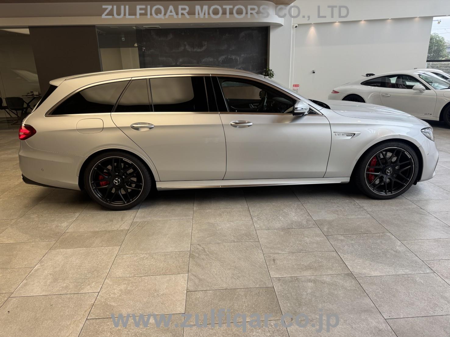 MERCEDES AMG E CLASS STATION WAGON 2018 Image 4