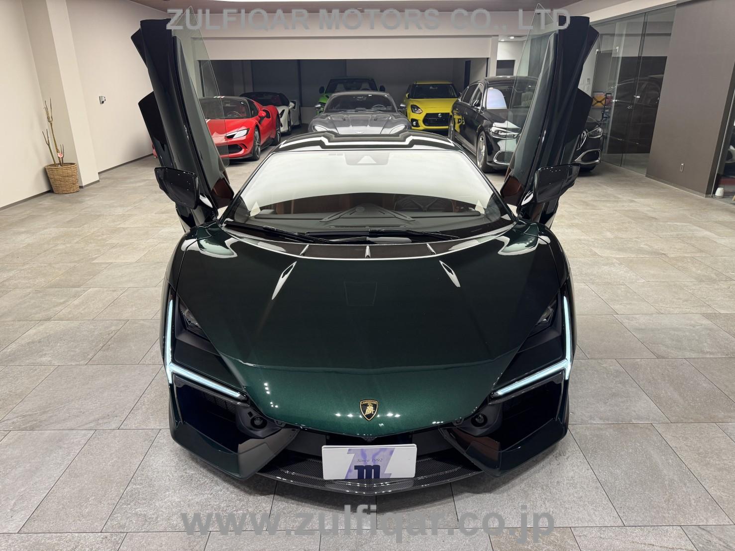 LAMBORGHINI REVUELTO 2025 Image 2