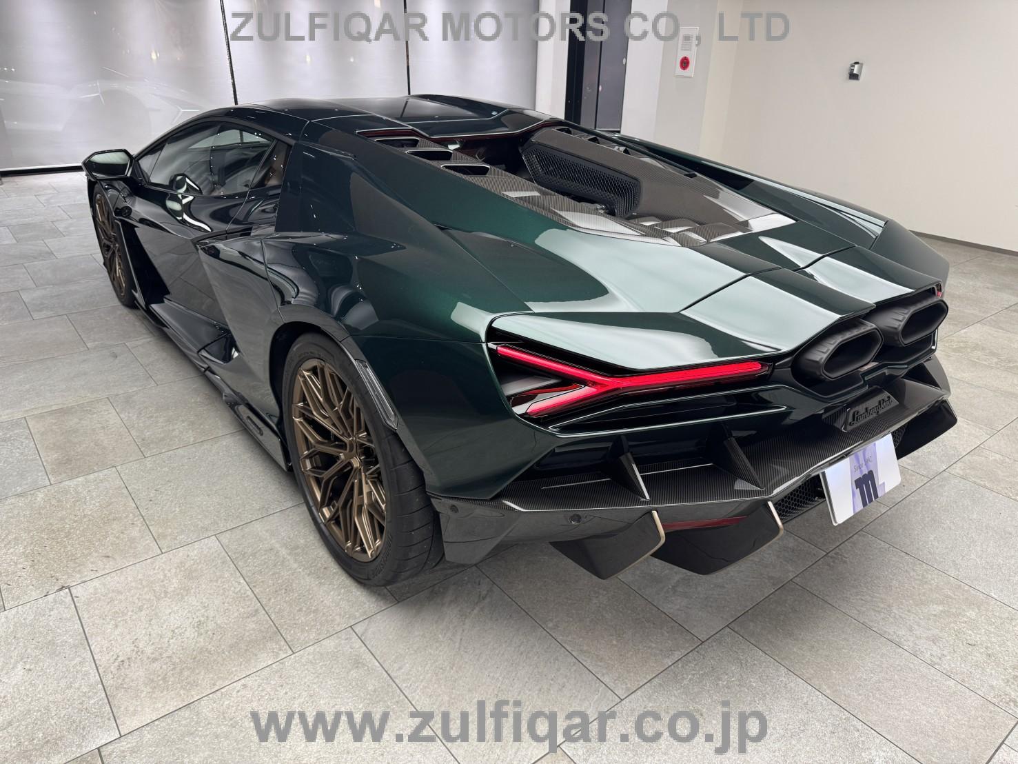 LAMBORGHINI REVUELTO 2025 Image 21