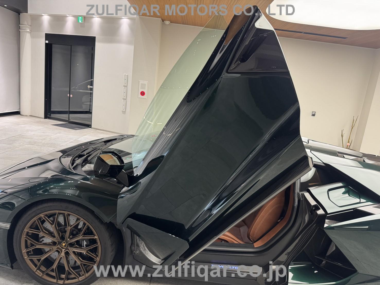 LAMBORGHINI REVUELTO 2025 Image 26