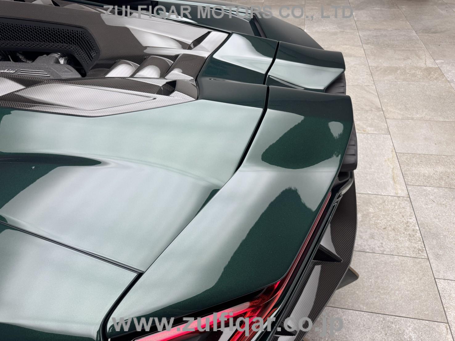 LAMBORGHINI REVUELTO 2025 Image 34