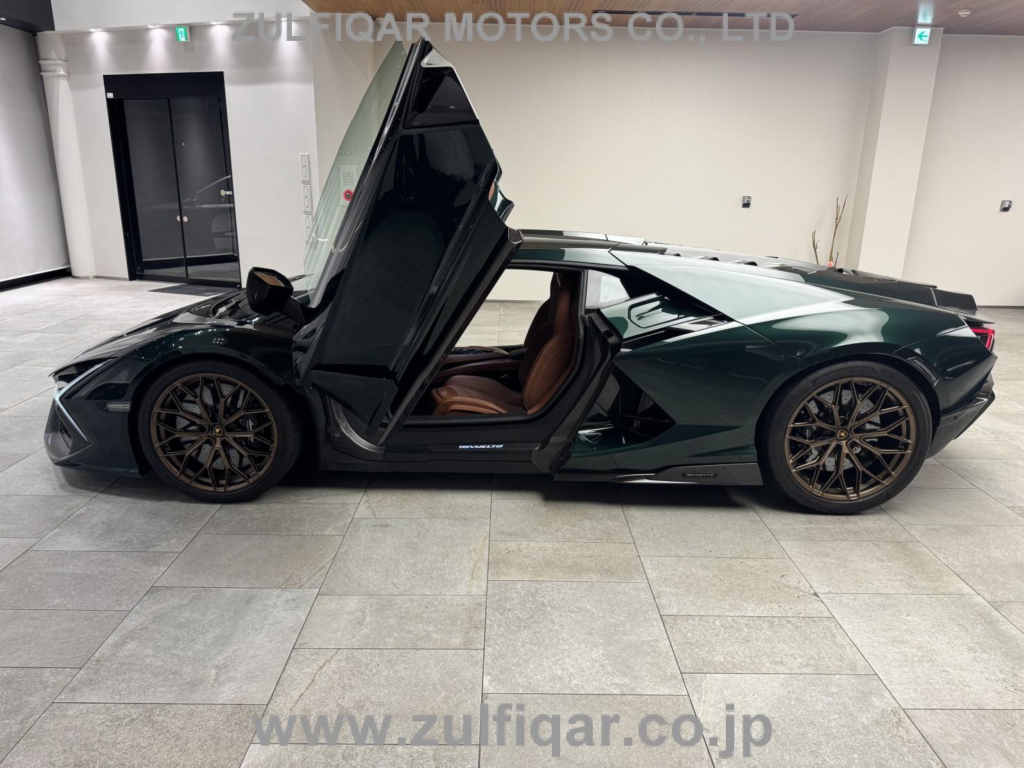 LAMBORGHINI REVUELTO 2025 Image 8