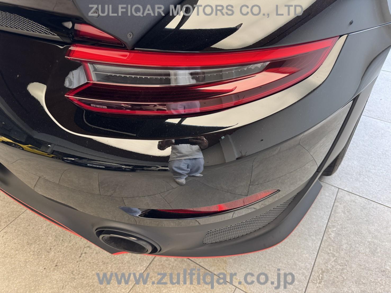 PORSCHE 911 2019 Image 36
