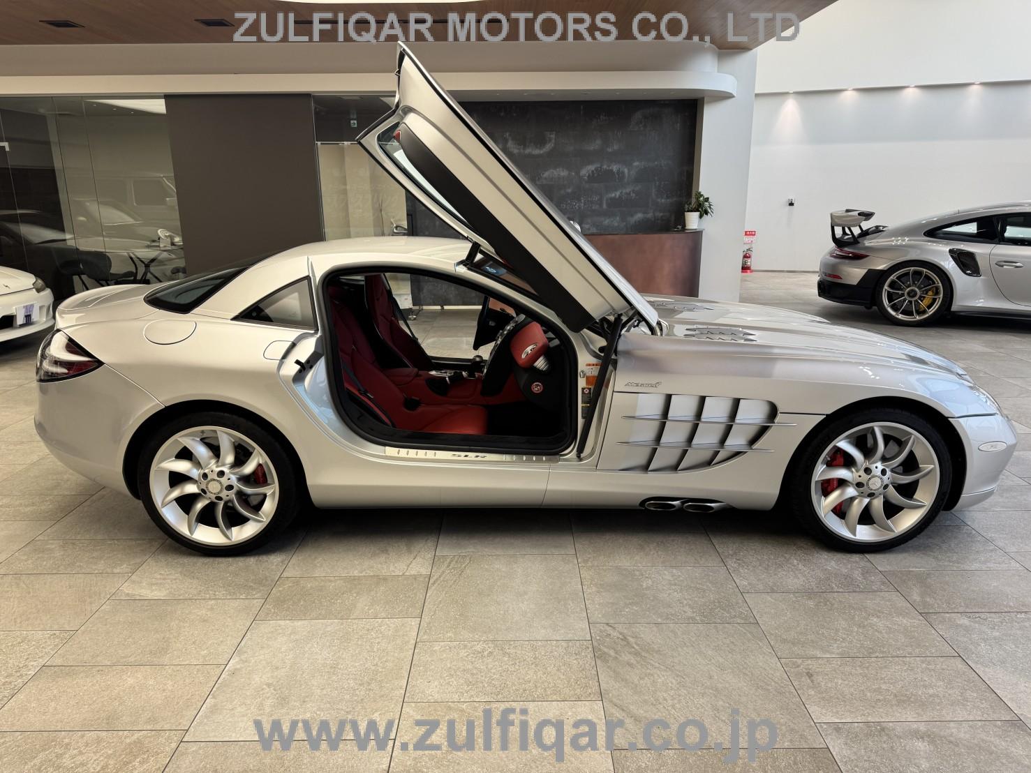 MERCEDES BENZ SLR MCLAREN 2006 Image 4