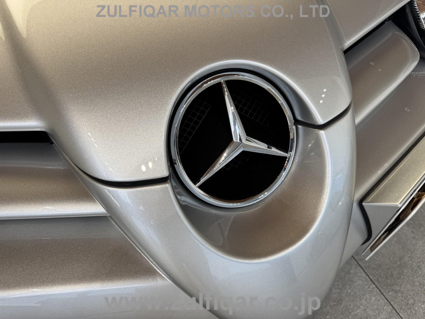 MERCEDES BENZ SLR MCLAREN 2006 Image 40