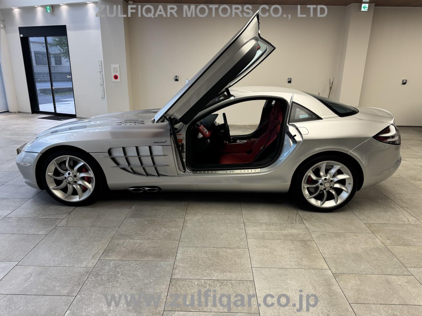 MERCEDES BENZ SLR MCLAREN 2006 Image 8
