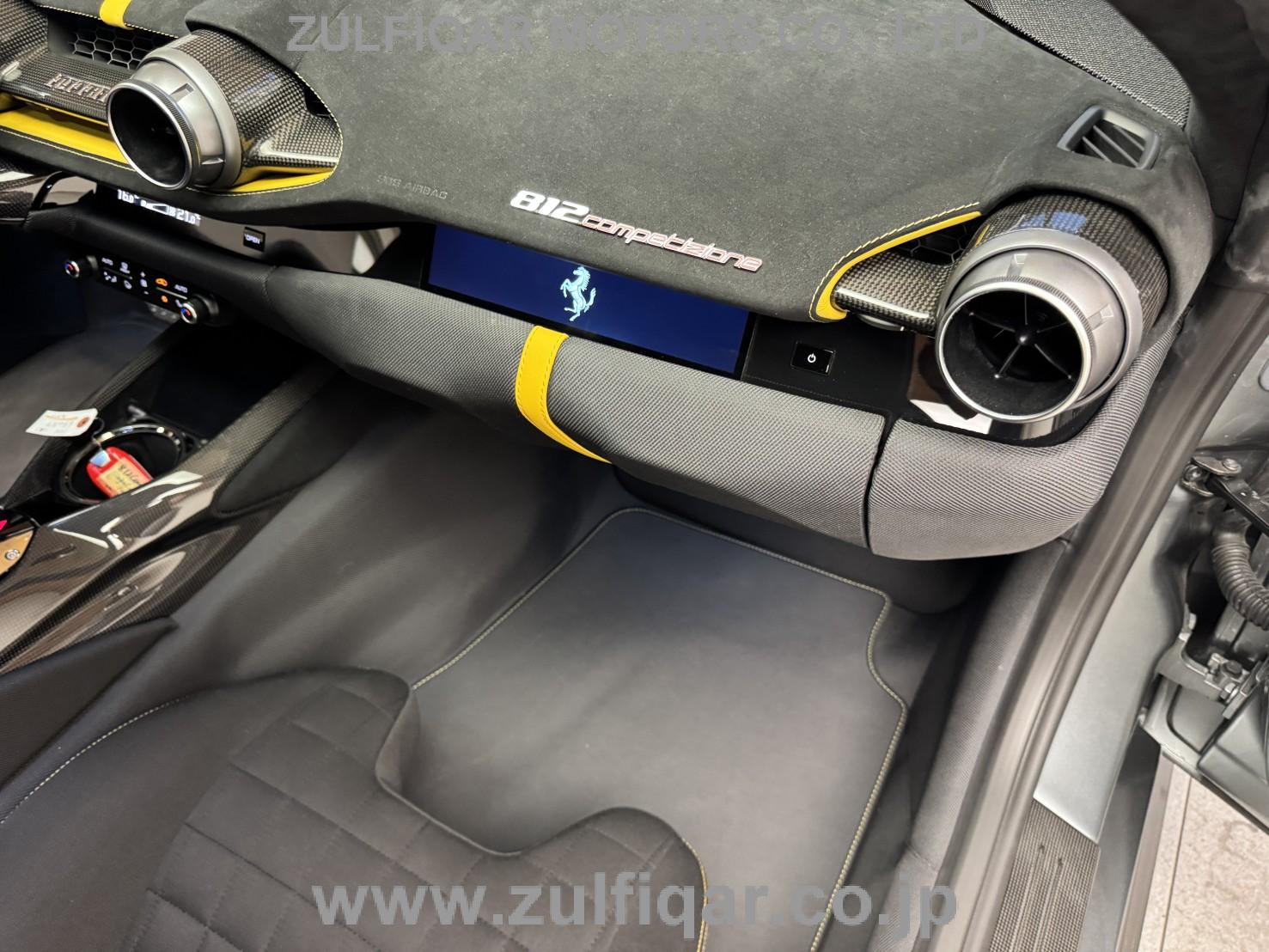 FERRARI 812 SUPERFAST 2022 Image 23