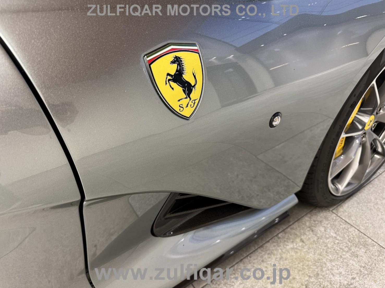 FERRARI 812 SUPERFAST 2022 Image 38