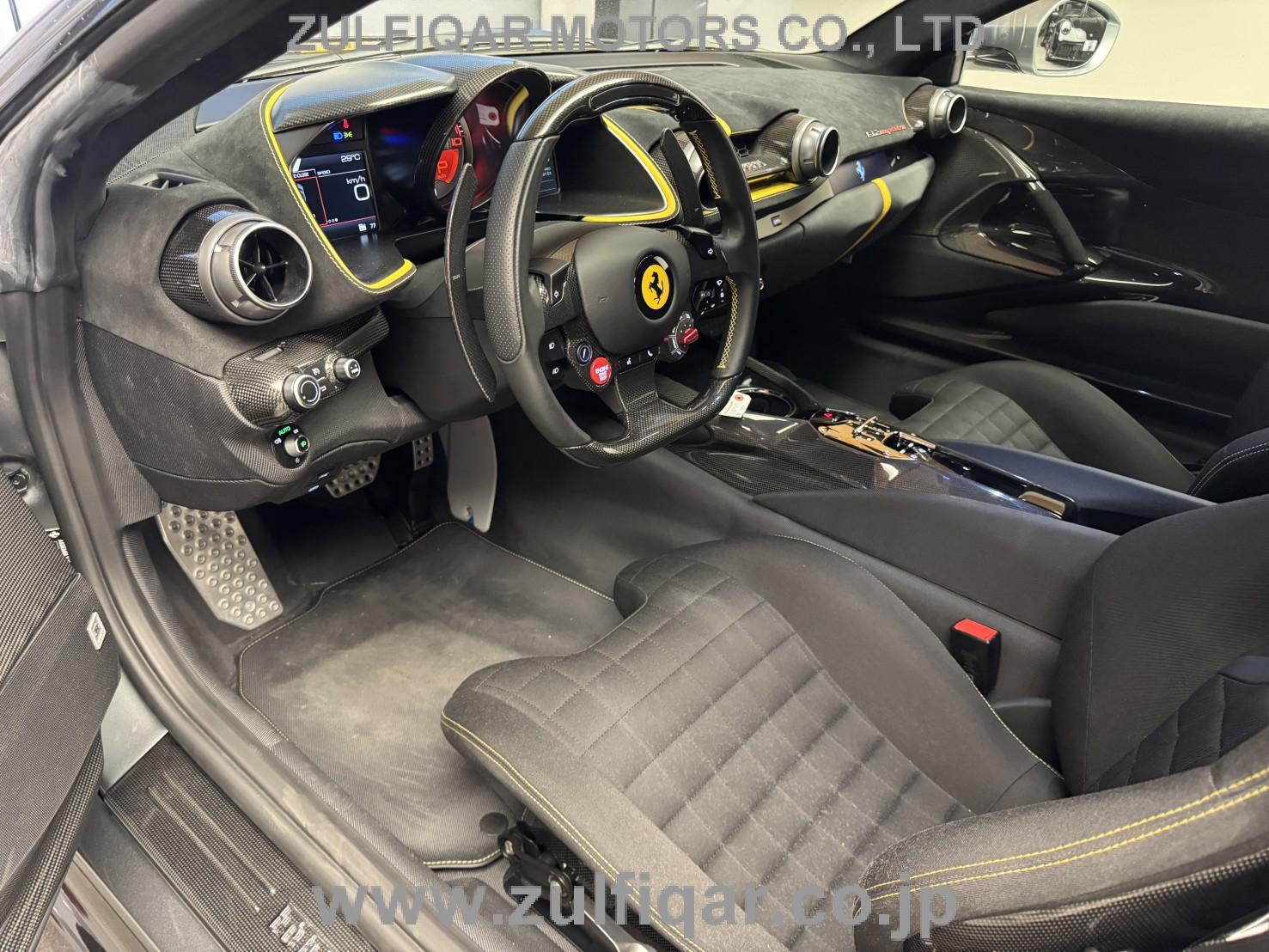 FERRARI 812 SUPERFAST 2022 Image 9