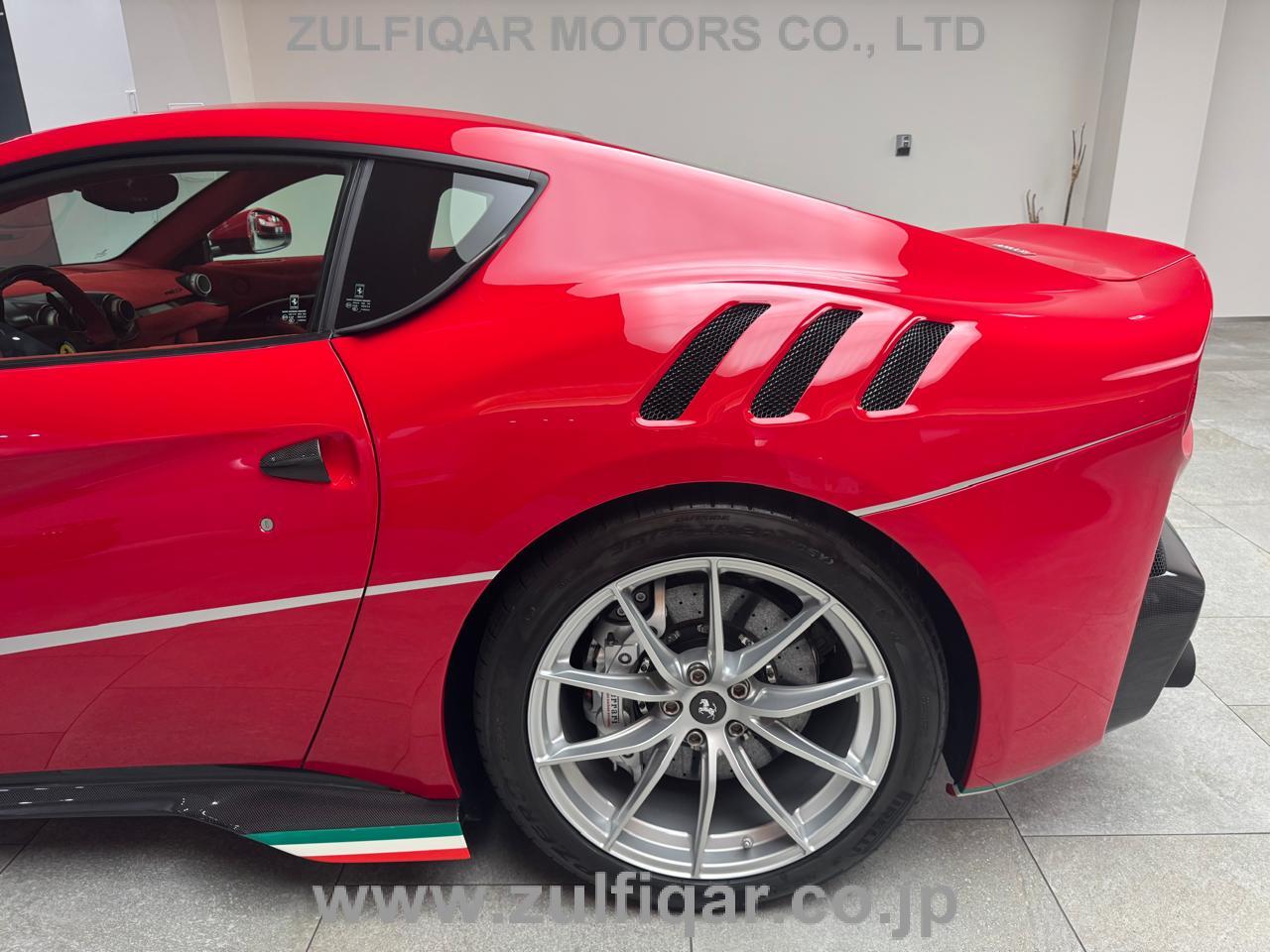 FERRARI F12tdf 2017 Image 19