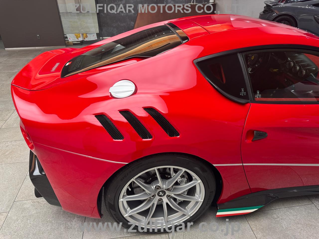 FERRARI F12tdf 2017 Image 21