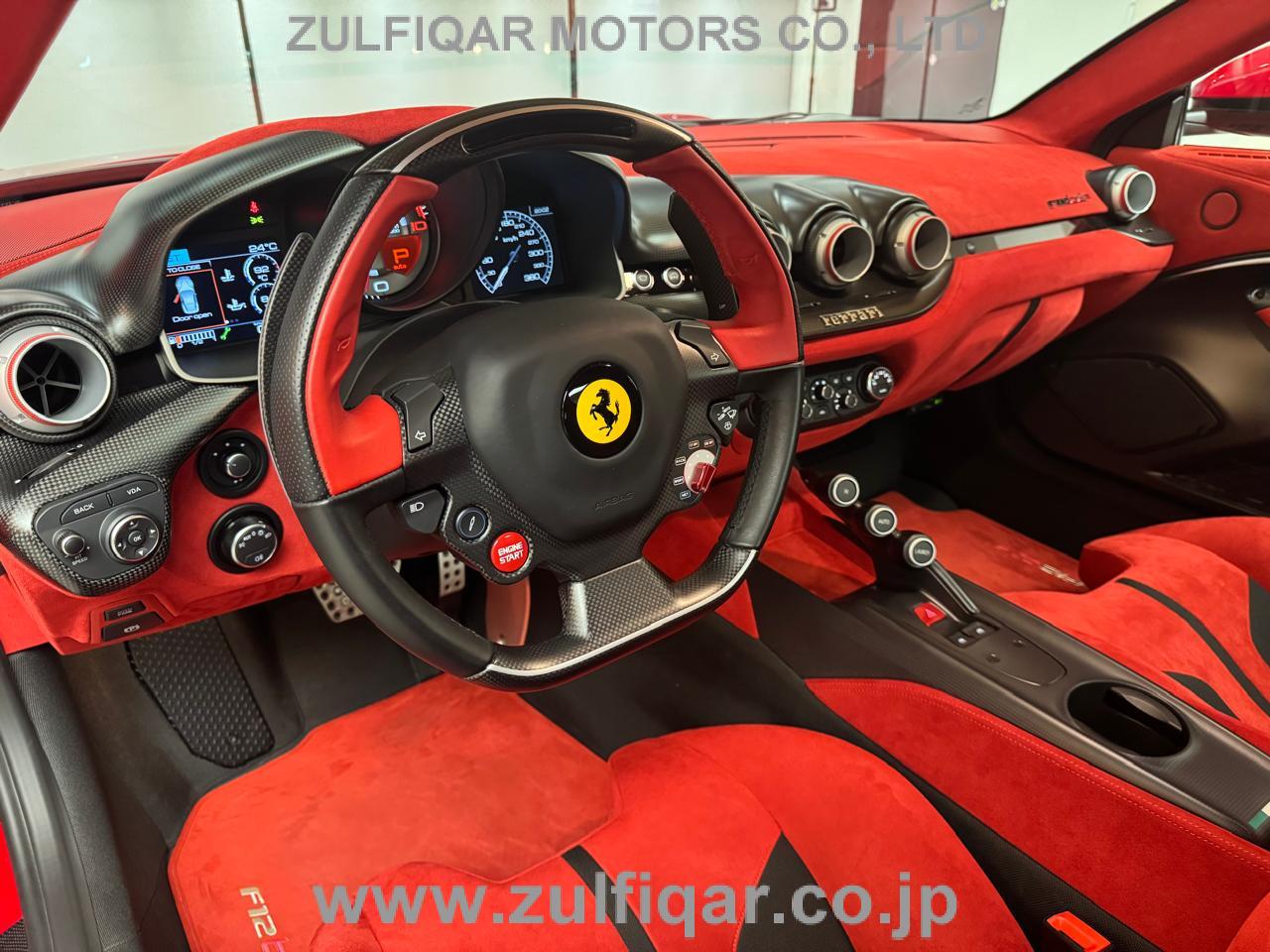 FERRARI F12tdf 2017 Image 27
