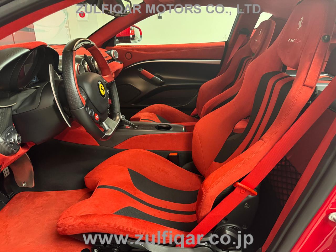 FERRARI F12tdf 2017 Image 29